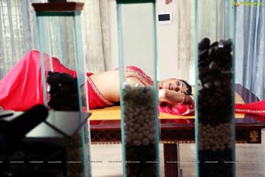 Haripriya Hot in Galaata