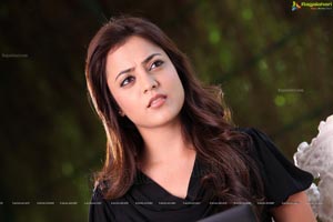 Nisha Agarwal HD Photos