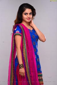 Teree Sang Heroine Sheena Photos