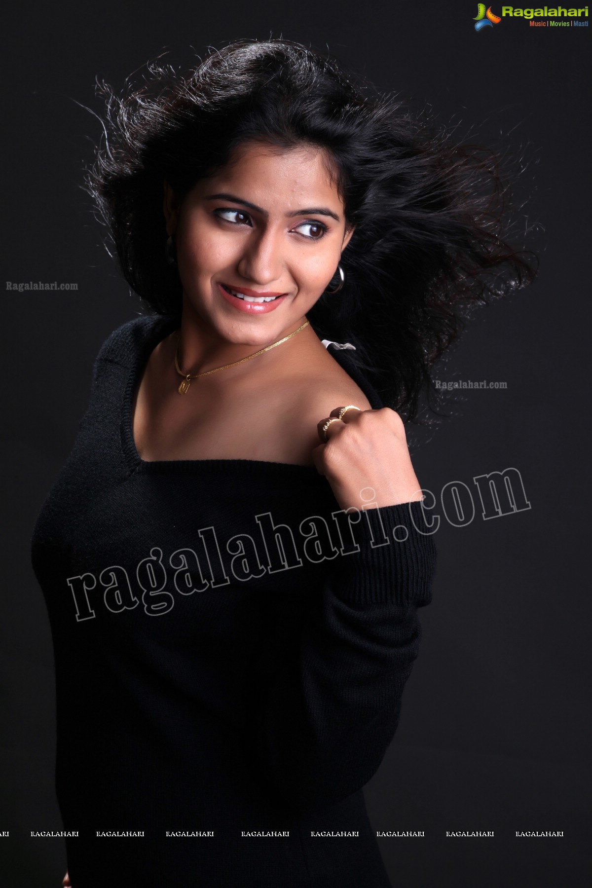 Tanusha (Exclusive)