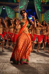 Shruthi Hassan In Half Saree