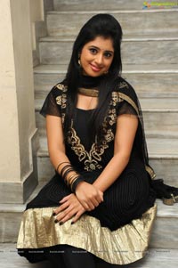 Cut Chesthe Jeevitha