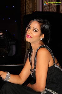 Poonam Pandey Yuva Bharat Express