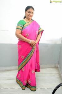 Veteran Actress Poorna