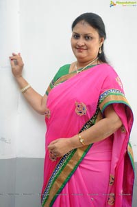 Veteran Actress Poorna