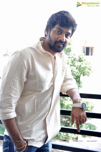 Naa Raakumarudu Naveen Chandra