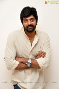 Naa Raakumarudu Naveen Chandra