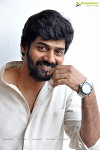 Naa Raakumarudu Naveen Chandra