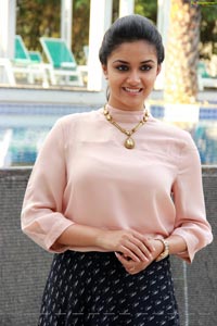 Keerthy Suresh HD Wallpapers