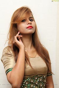 Niharika Jadhav Model