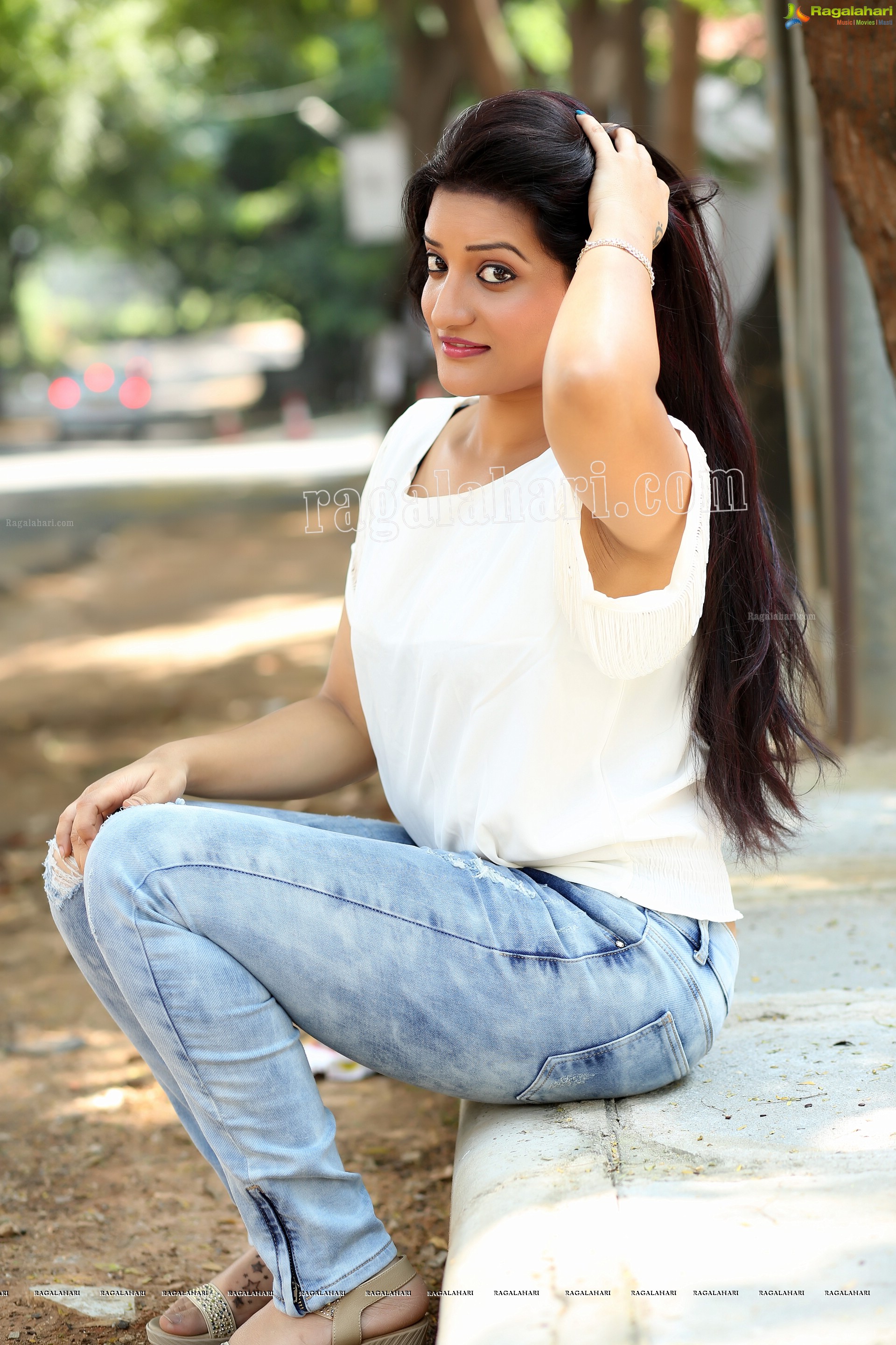 Janani (Exclusive) (High Definition)