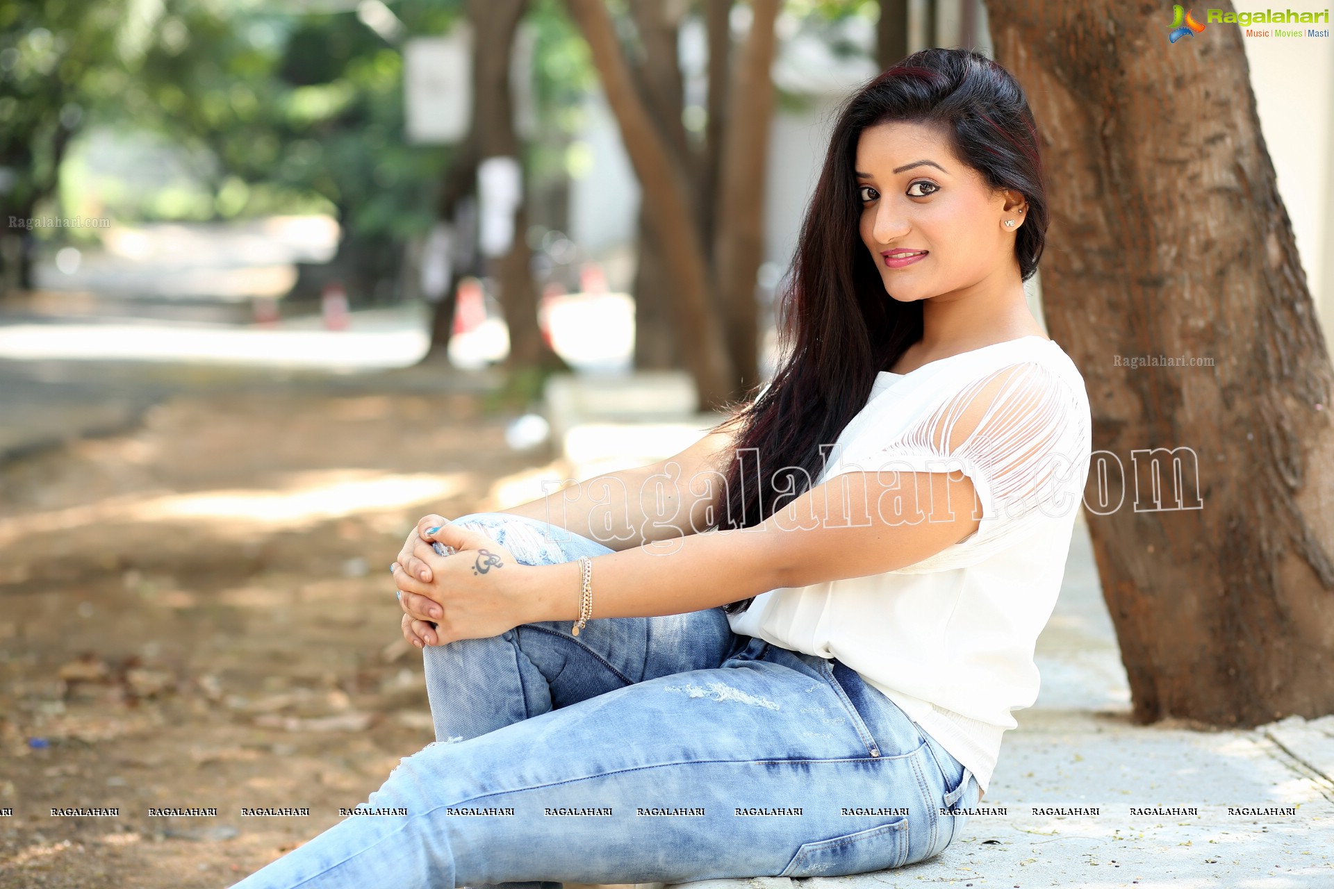 Janani (Exclusive) (High Definition)