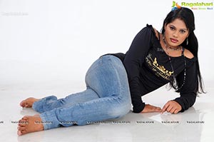 Madhulika Photos