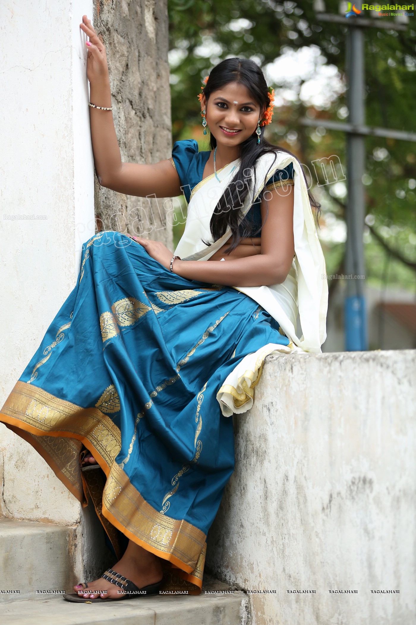 Shruti Reddy (Posters)