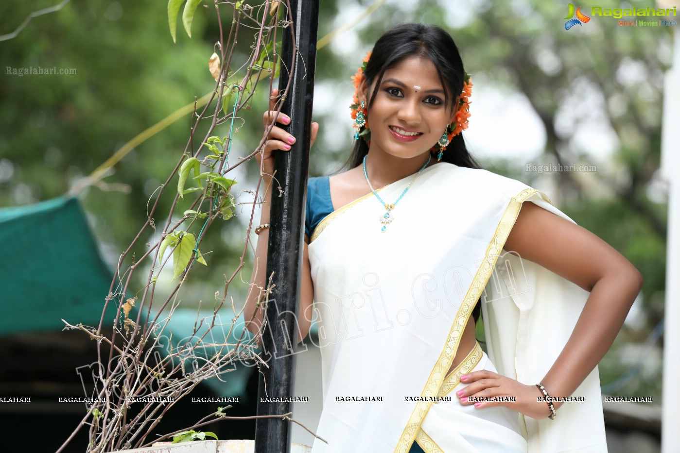 Shruti Reddy (Posters)