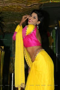 Manisha Pillai in Saree