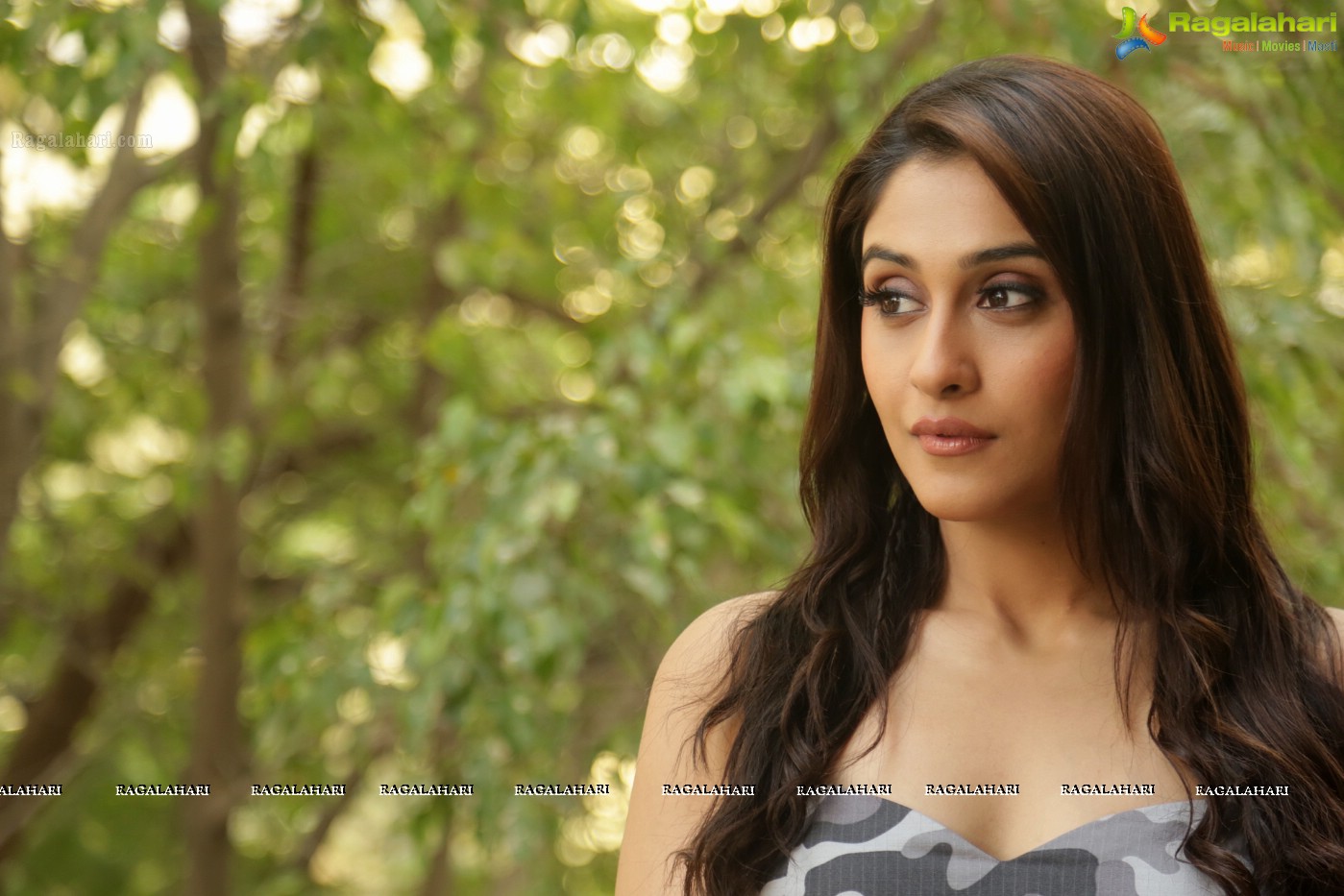 Regina Cassandra (Posters)