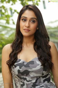 Regina Cassandra in Sleeveless Dress