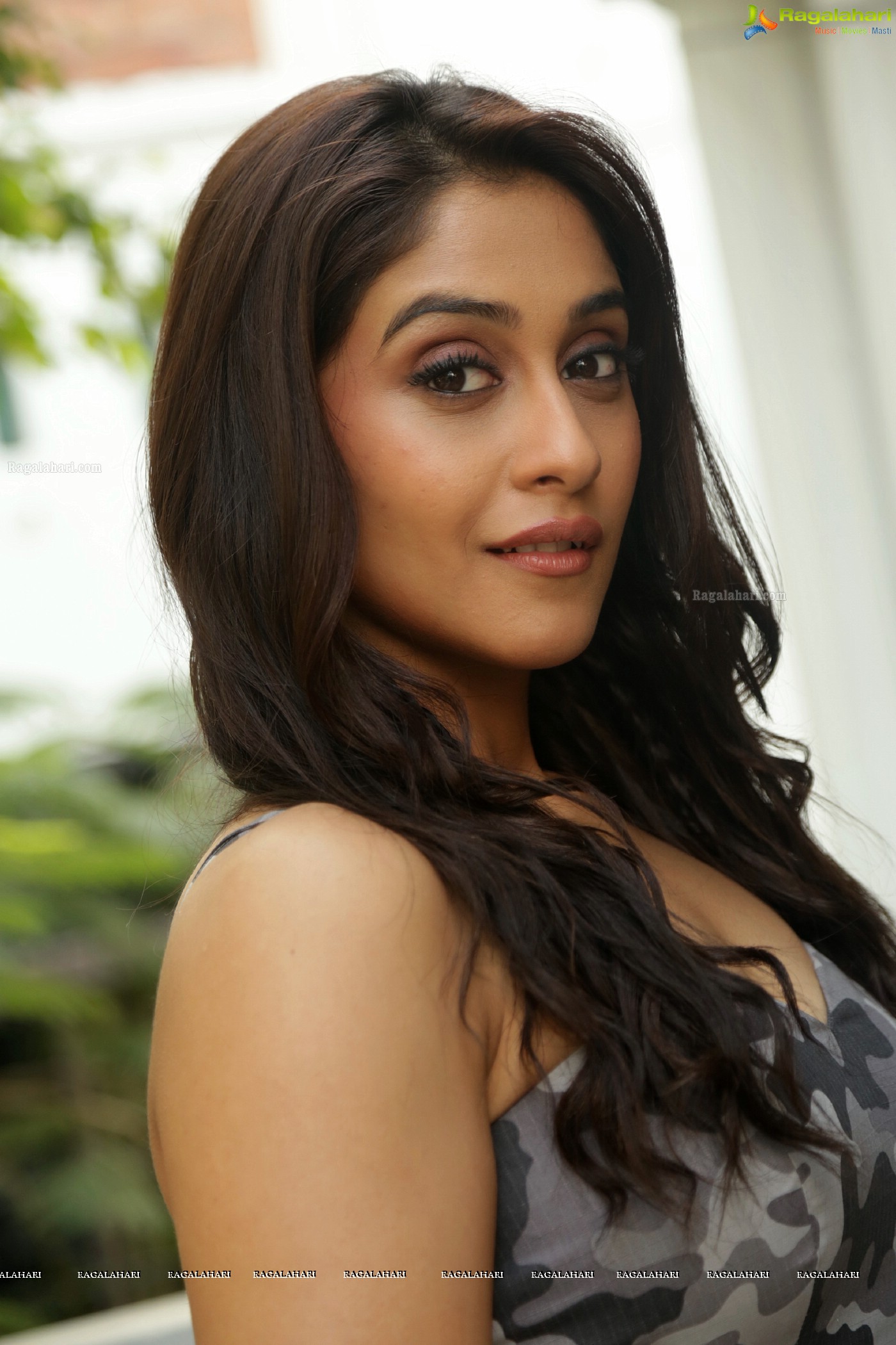 Regina Cassandra (Posters)