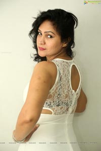 Vijaya Murthy Selfie Queen