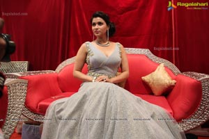 Mannara Chopra Photos