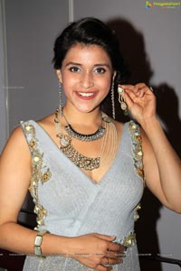 Mannara Chopra Photos