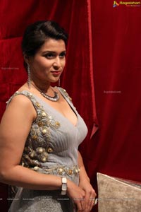 Mannara Chopra Photos