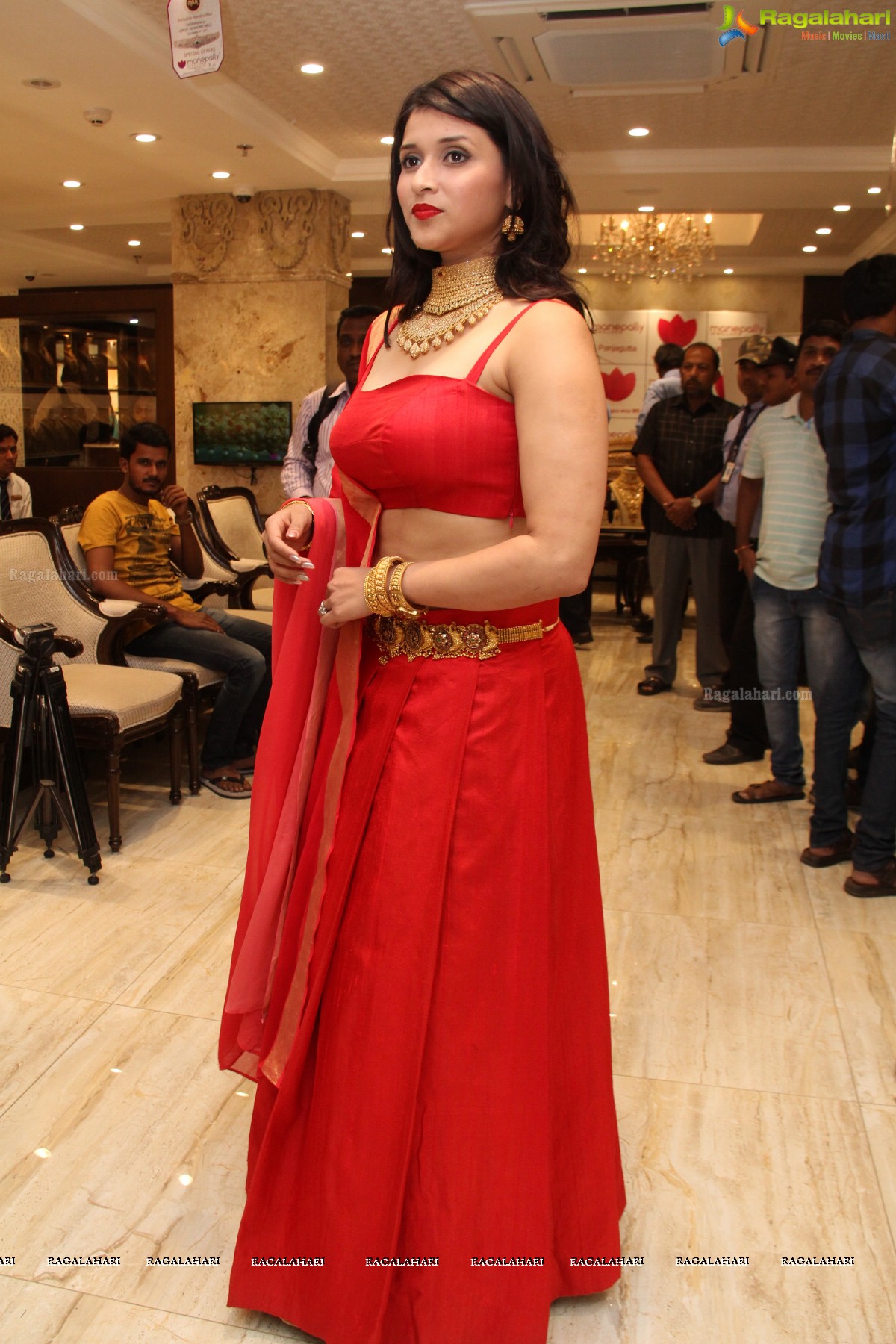 Mannara Chopra