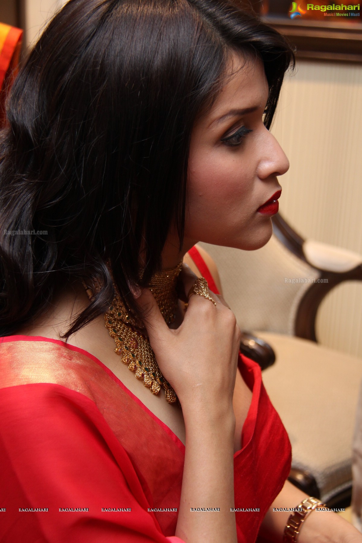 Mannara Chopra