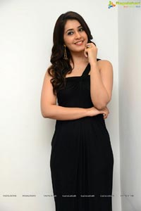 Raashi Khanna