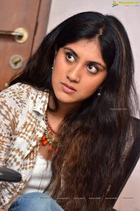 Dhanya Balakrishna Photos