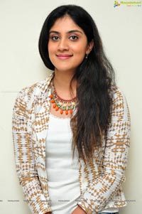 Dhanya Balakrishna Photos