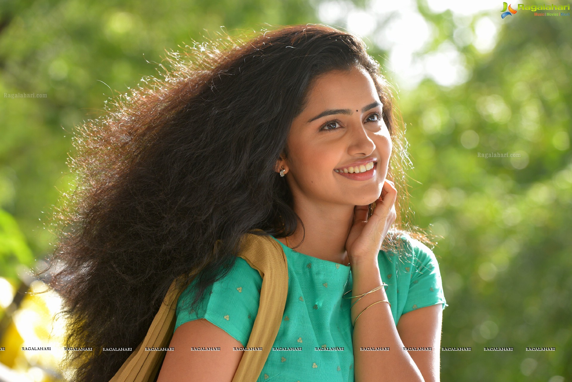 Anupama Parameswaran (High Definition)