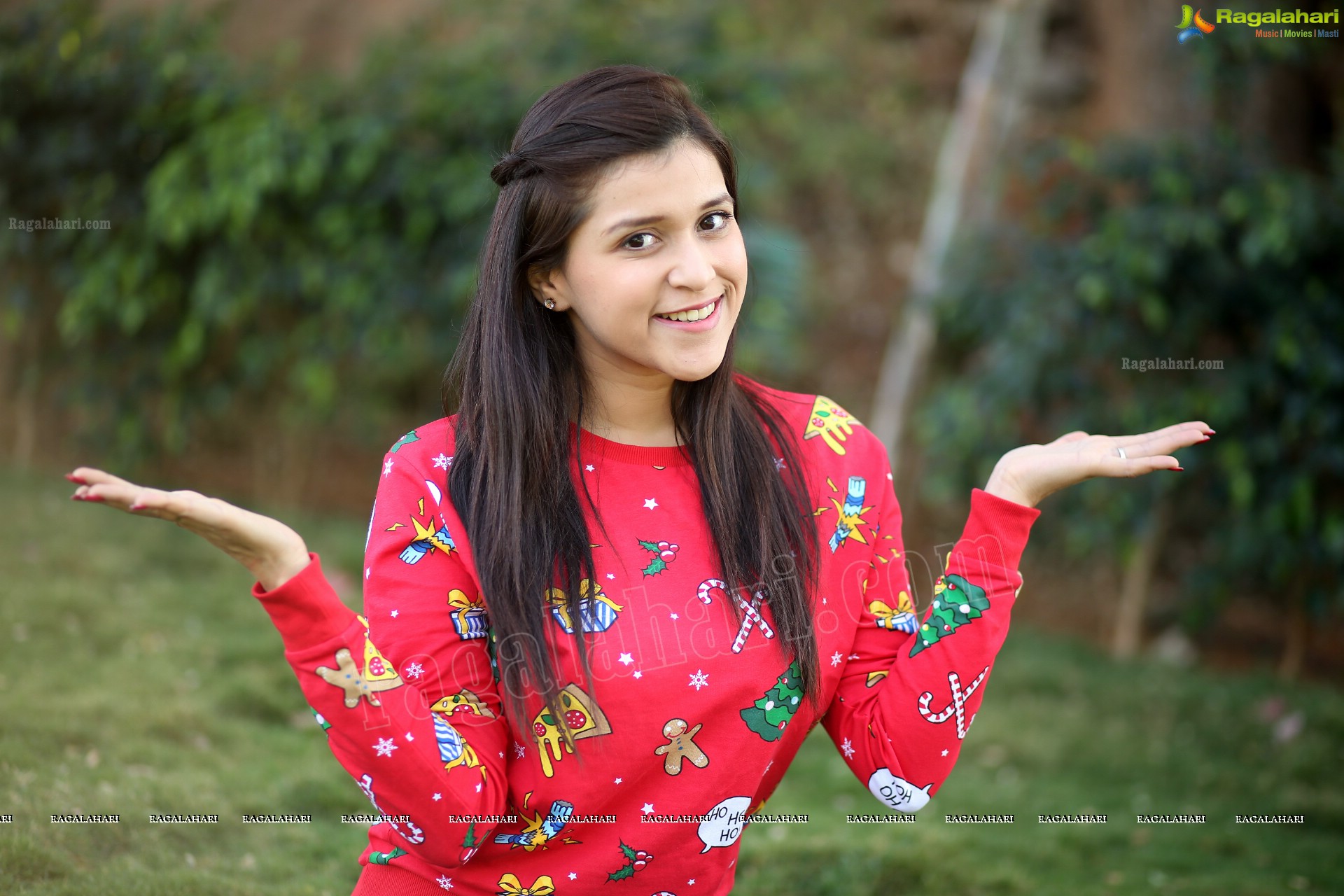 Mannara Chopra (High Definition)