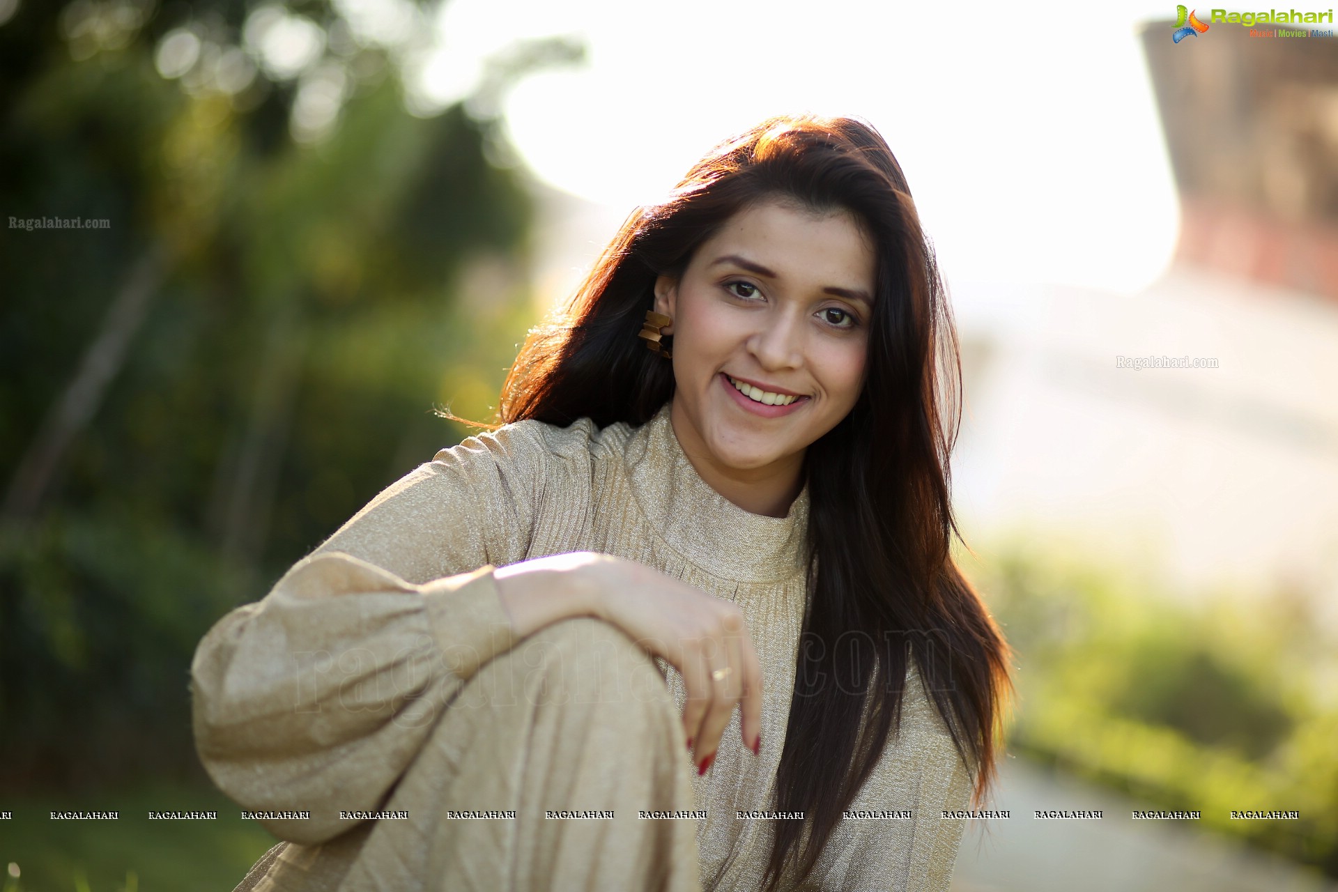 Mannara Chopra (High Definition)