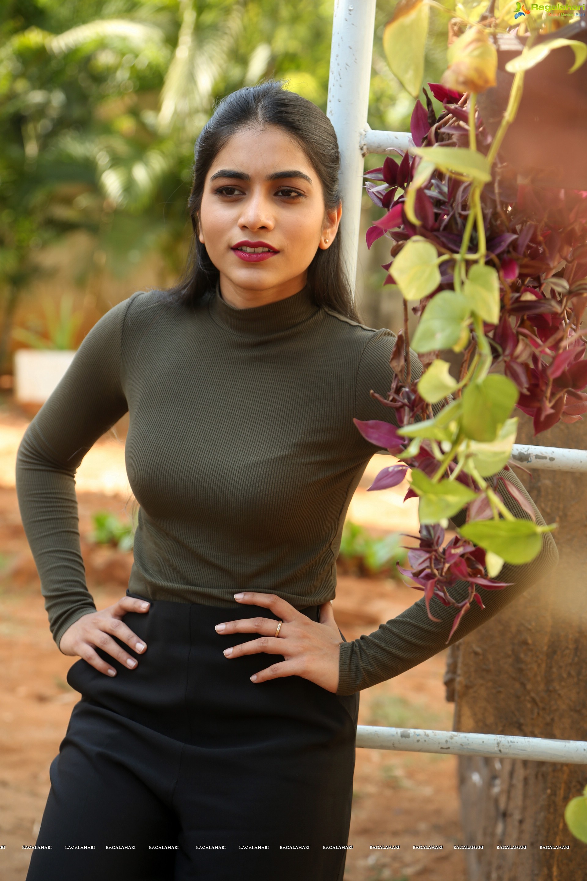 Punarnavi Bhupalam - HD Gallery