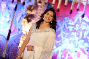 Geetha Madhuri in Saree