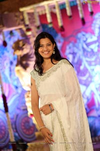 Geetha Madhuri in Saree