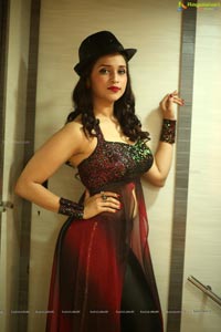 Mannara Chopra