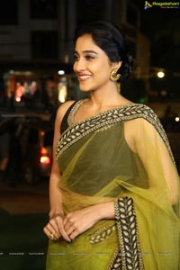 Regina Cassandra Photos