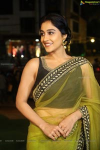 Regina Cassandra Photos