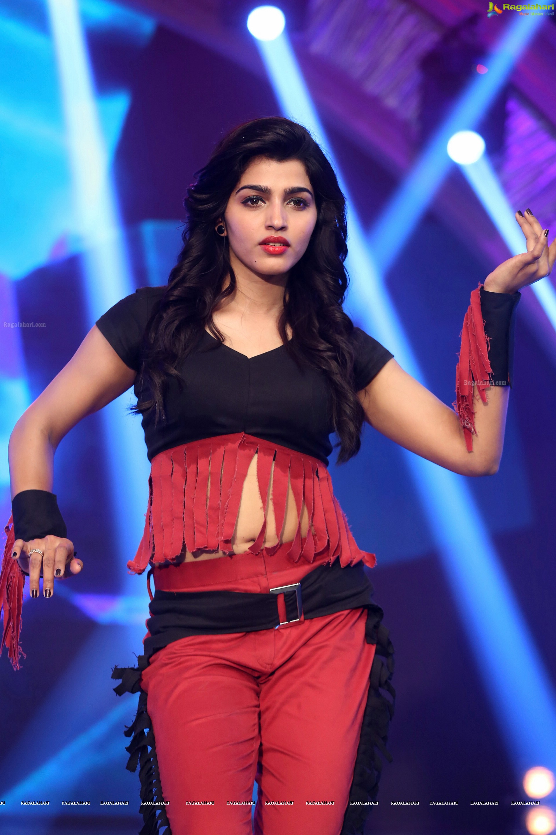 Dhansika in Mela (High Definition)