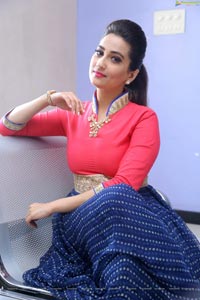 Manjusha Anchor Ragalahari