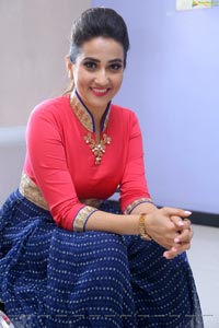 Manjusha Anchor Ragalahari