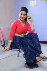 Manjusha Anchor Ragalahari