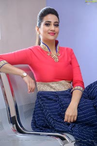 Manjusha Anchor Ragalahari