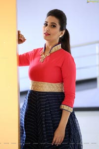 Manjusha Anchor Ragalahari