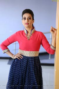 Manjusha Anchor Ragalahari