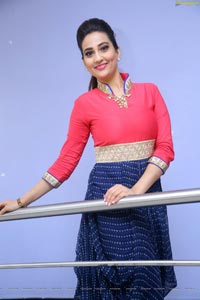 Manjusha Anchor Ragalahari