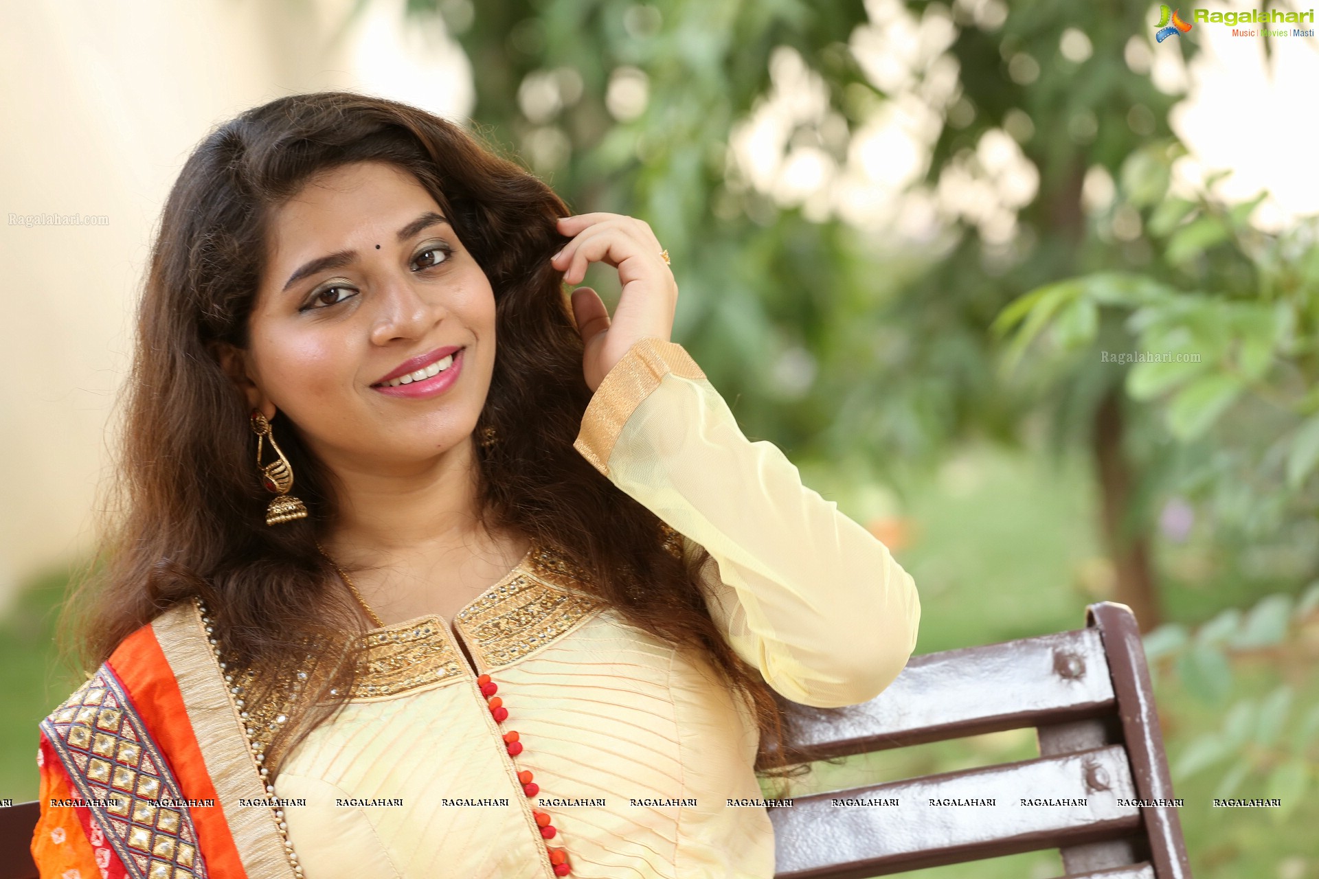 Tejaswini at Lachi Interview (High Definition)